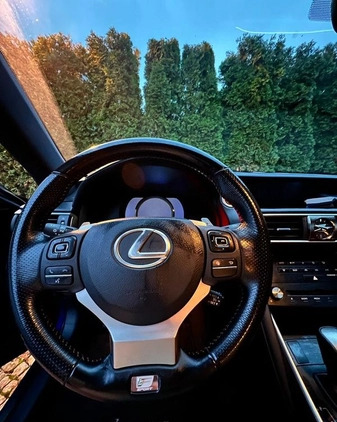 Lexus IS cena 119900 przebieg: 127000, rok produkcji 2018 z Tuchola małe 46